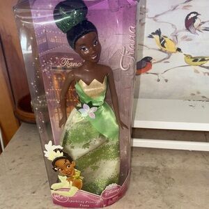 Disney Tiana Doll G7932 Sparkling Princess